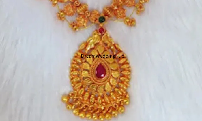 Sri Indira Gold Covering